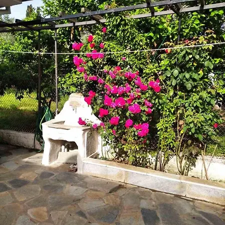 Asteria House Kala Nera